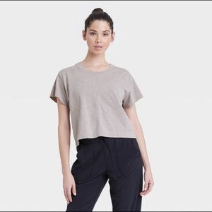 All in motion boxy cropped tee